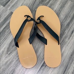 Tory burch sandals